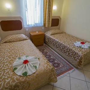 Otel Arya Apart