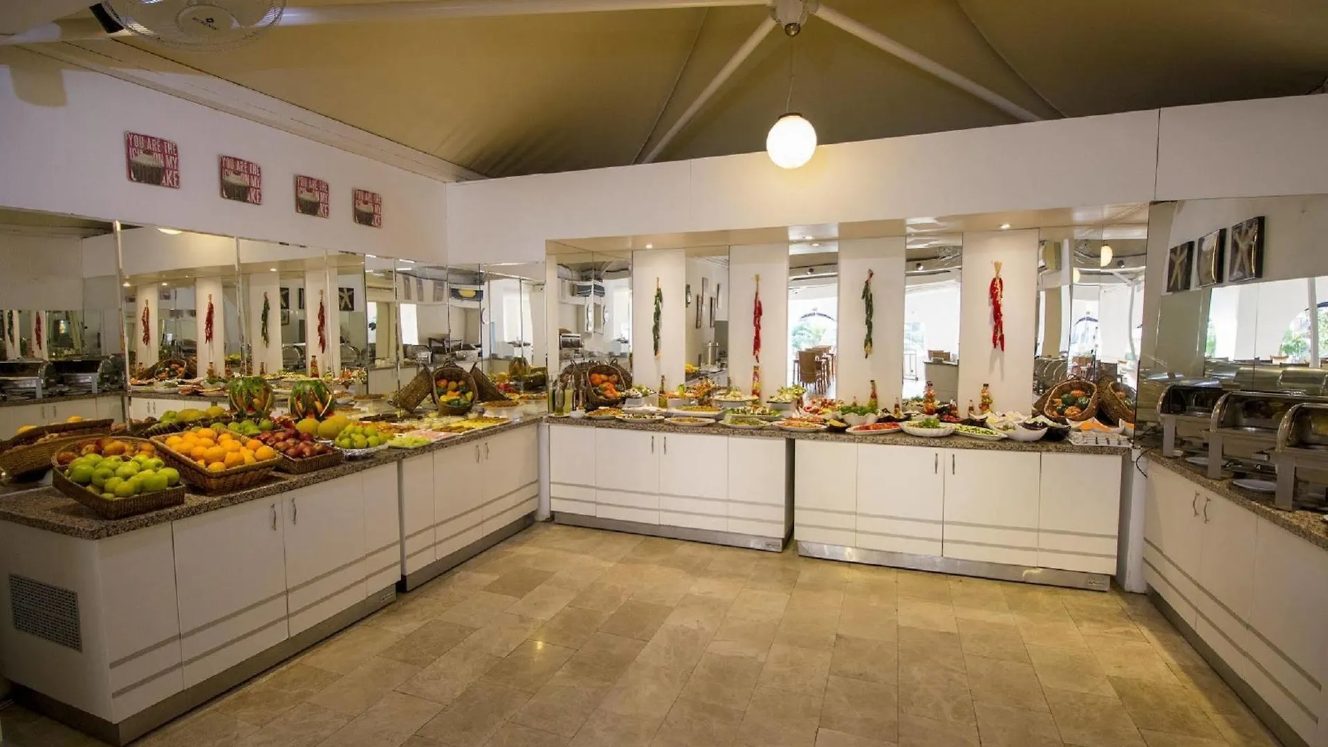 Casa & Blanca Hotel (Adults Only) İçmeler 3*,